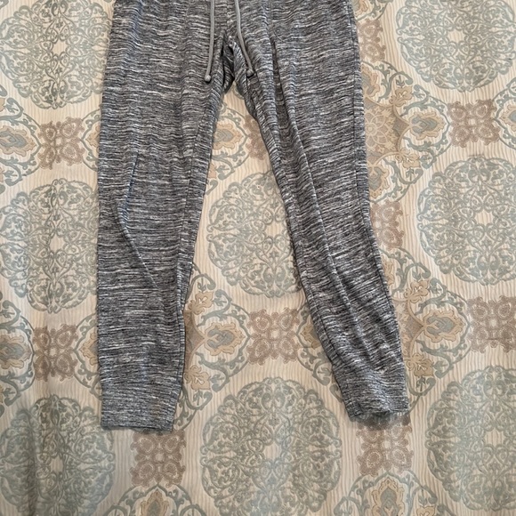 Jogger pants - Picture 3 of 3